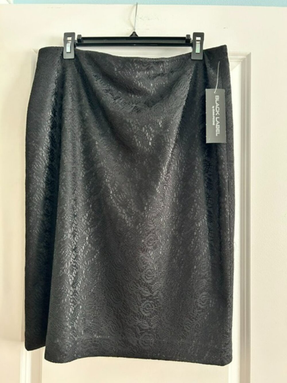 NWT Black Label by Evan Picone Black Pencil Textured Skirt, Size 12